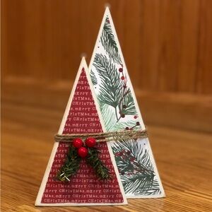 Set of 2 wooden Christmas trees decor shelf sitter